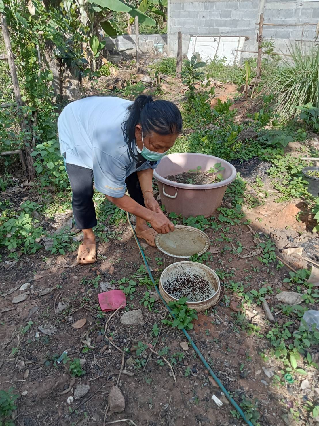 มีการประชาสัมพันธ์เเละยกย่องผู้จัดทำถังขยะเปียกลดโลกร้อน