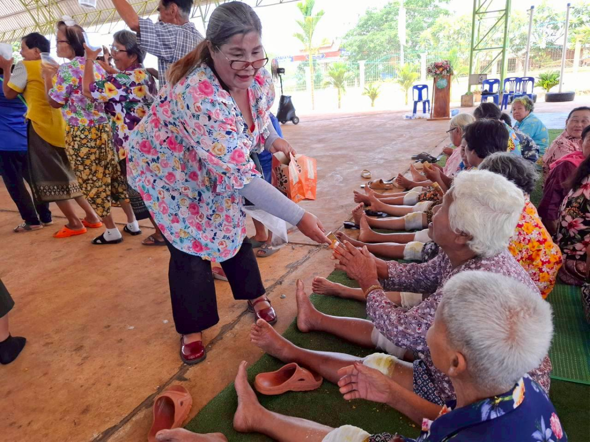 โครงการสูงวัย  เเข็งเเรงสมวัย